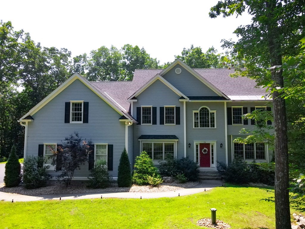 74 Northland Road Windham, NH 03087 - Photo 1 of 41