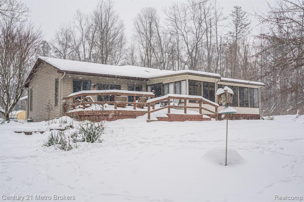 3255 Le Valley Road Columbiaville, MI 48421 - Photo 24 of 28