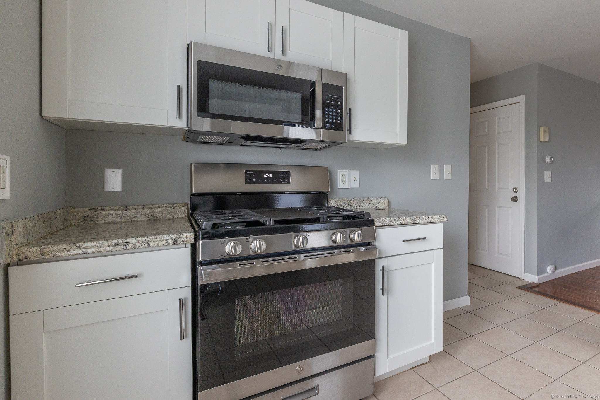 610 Tunxis Hill Road, Unit 2 Fairfield, CT 06825 - Photo 10 of 20