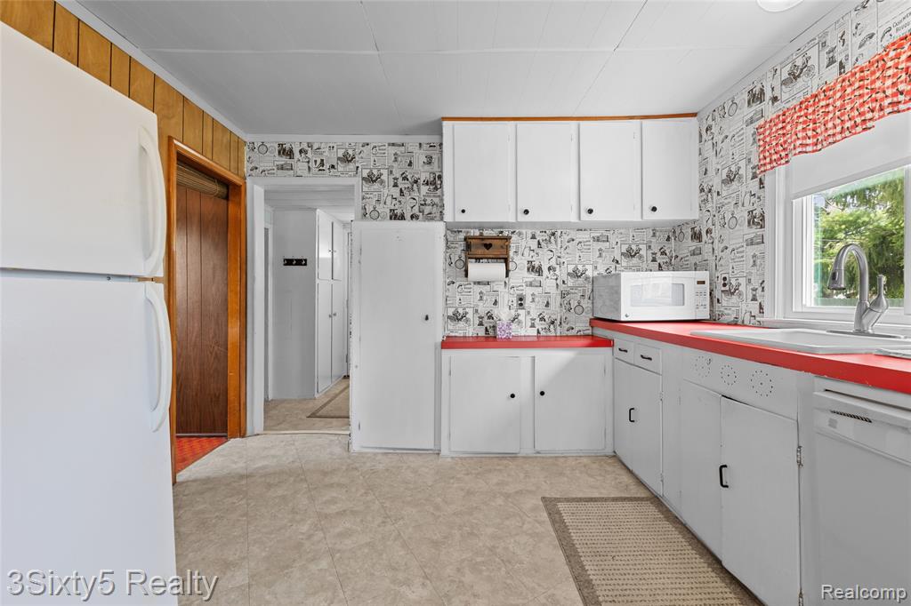 7523 Beechwood Road Lexington, MI 48450 - Photo 21 of 35