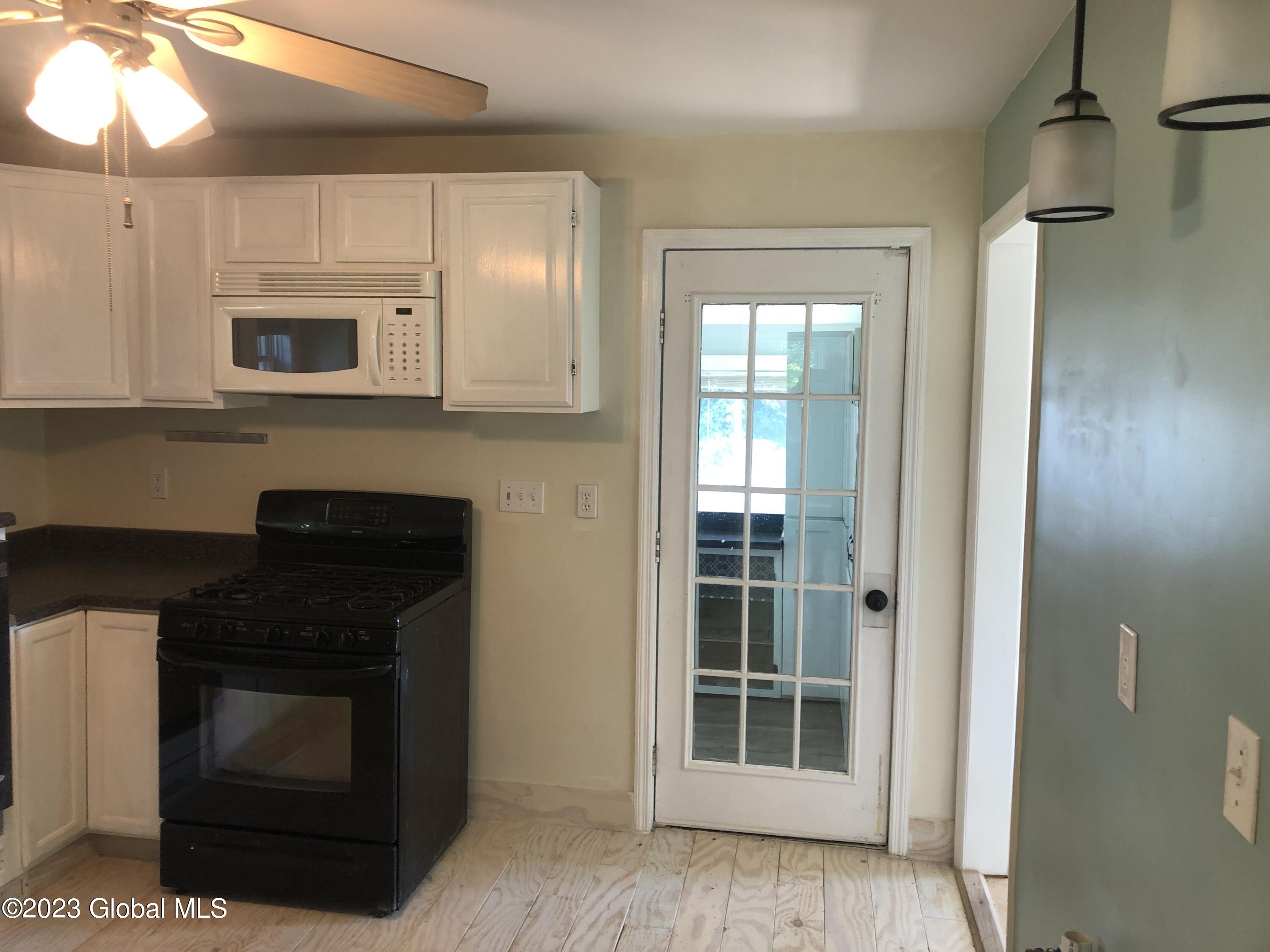 1162 Loudon Road Cohoes, NY 12047 - Photo 13 of 34 IMG_2687