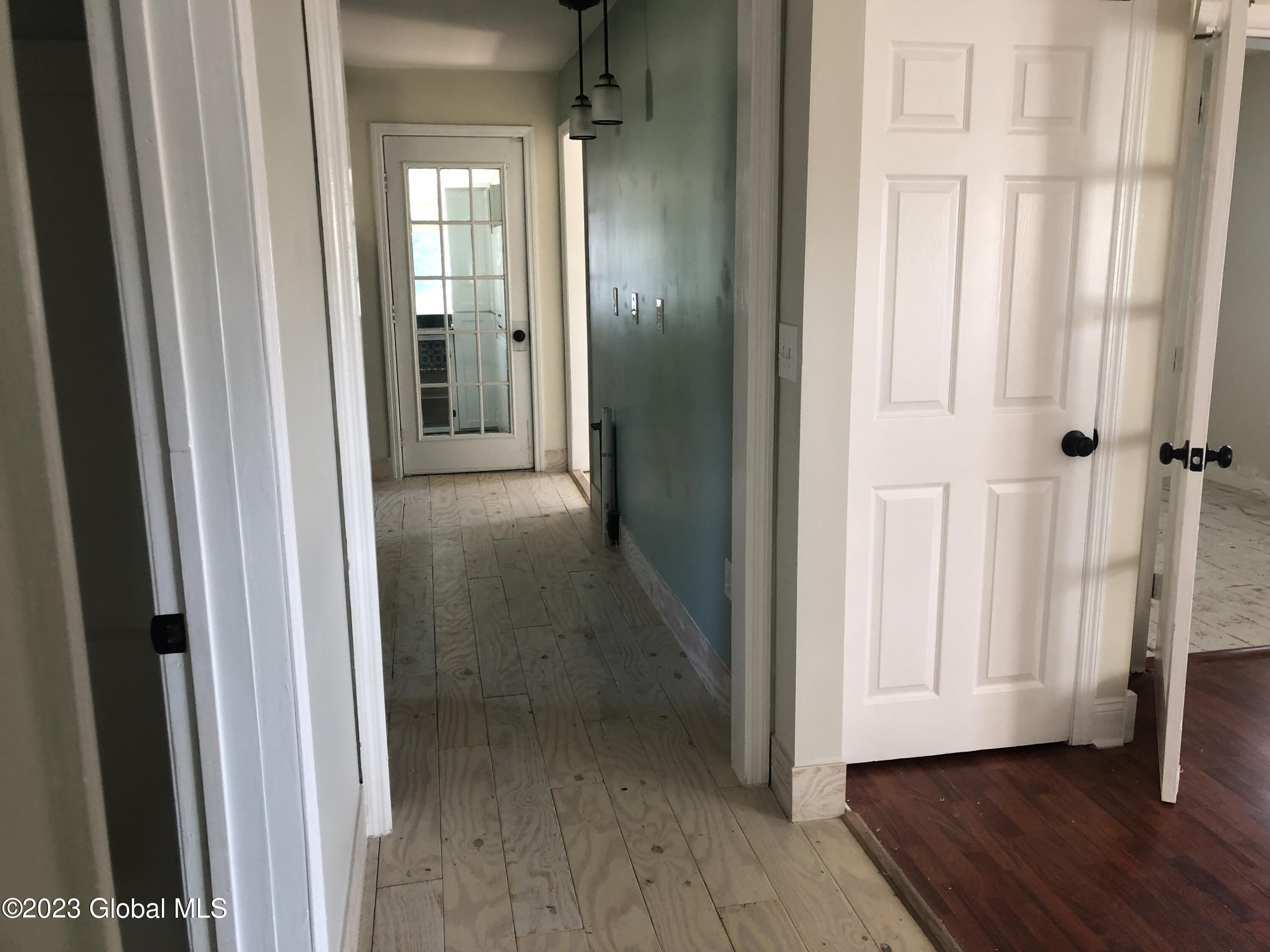 1162 Loudon Road Cohoes, NY 12047 - Photo 8 of 34 IMG_2682