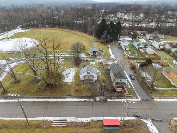 $60,000 | 304 South Liberty Street, New Castle, PA 16102