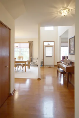 $304,900 | 226 West Park Avenue, Unit A, Sugar Grove, IL 60554