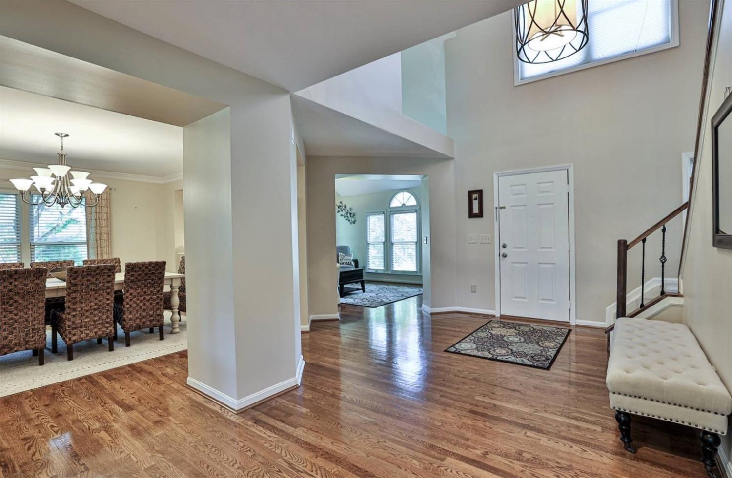 1072 Stream Ridge Lane Cincinnati, OH 45255 - Photo 5 of 48 Gallery Image 5