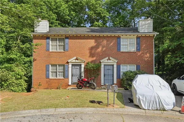 $315,000 | 5342 Ridgemere Court, Stone Mountain, GA 30083