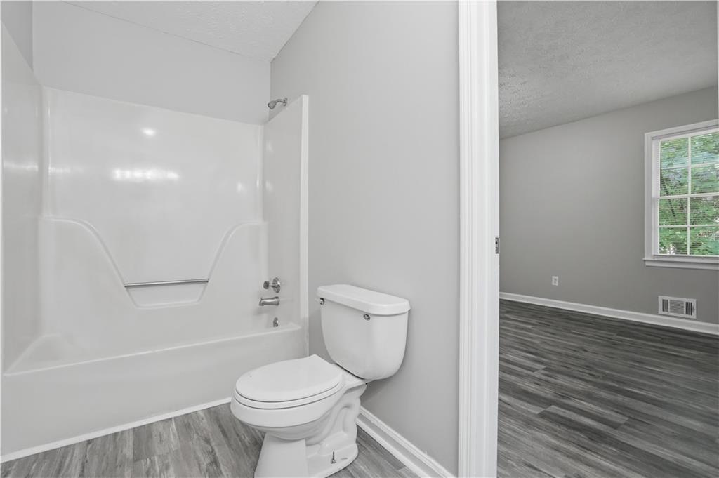 5342 Ridgemere Court Stone Mountain, GA 30083 - Photo 14 of 25