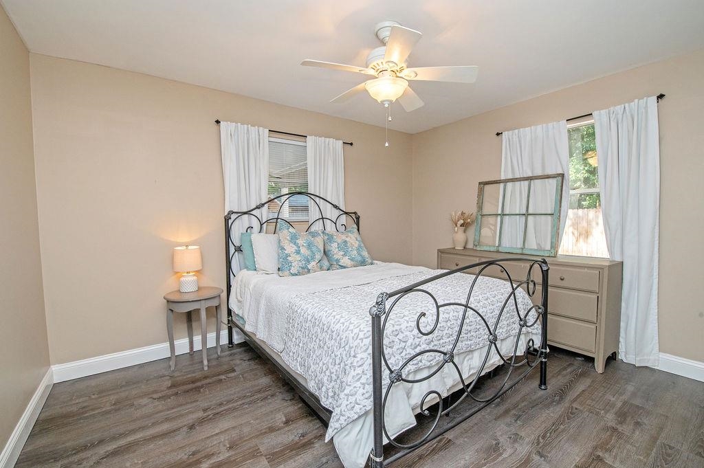 436 Orchis Road St. Augustine, FL 32086 - Photo 31 of 39 a bedroom with a bed and a window