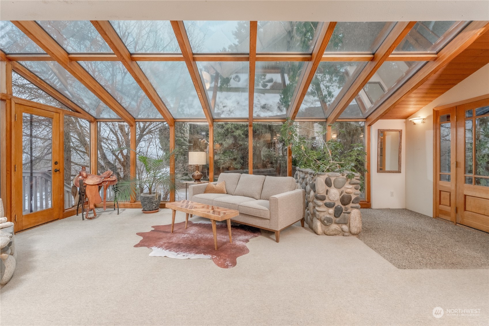 8802 Stage Road Leavenworth, WA 98826 - Photo 4 of 37 Gallery Image 4
