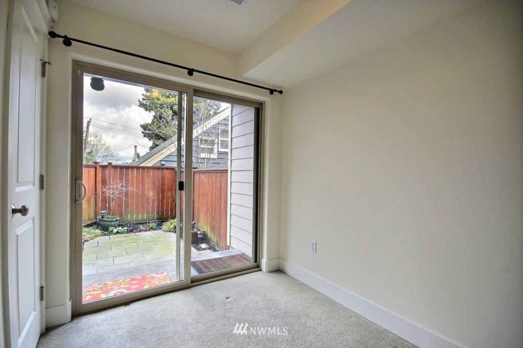 41 West Etruria Street, Unit B Seattle, WA 98119 - Photo 15 of 16