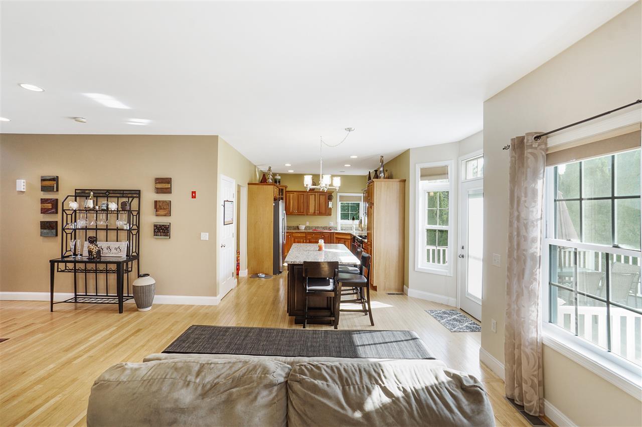 33 Bush Hill Road Hudson, NH 03051 - Photo 10 of 37