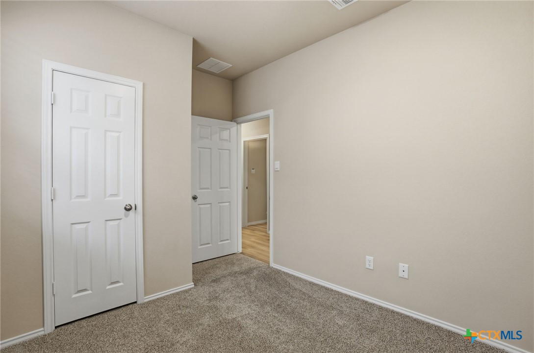 1126 Stone Vly Road, Unit B Temple, TX 76502 - Photo 18 of 26 a view of an empty room