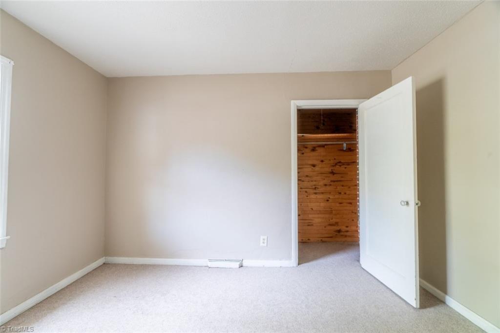 181 Roberts Road Eden, NC 27288 - Photo 19 of 33 Gallery Image 19