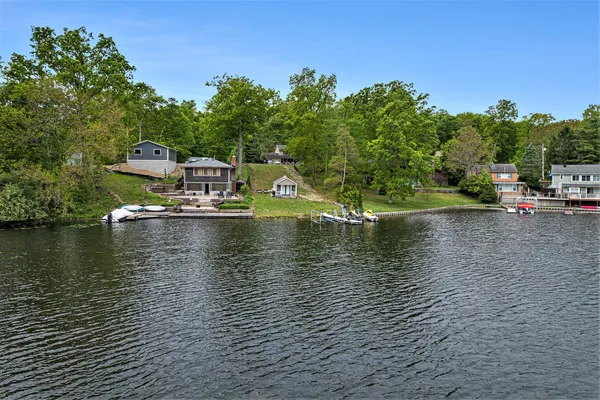 $225,000 | 0 West Shore Drive, Pinckney, MI 48169