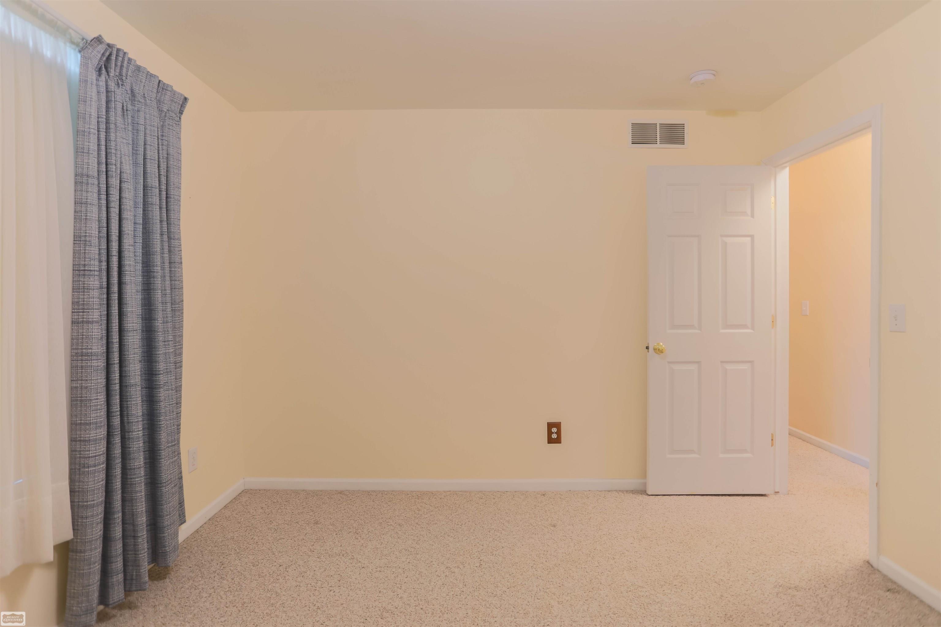15033 Petz Road Capac, MI 48014 - Photo 29 of 42