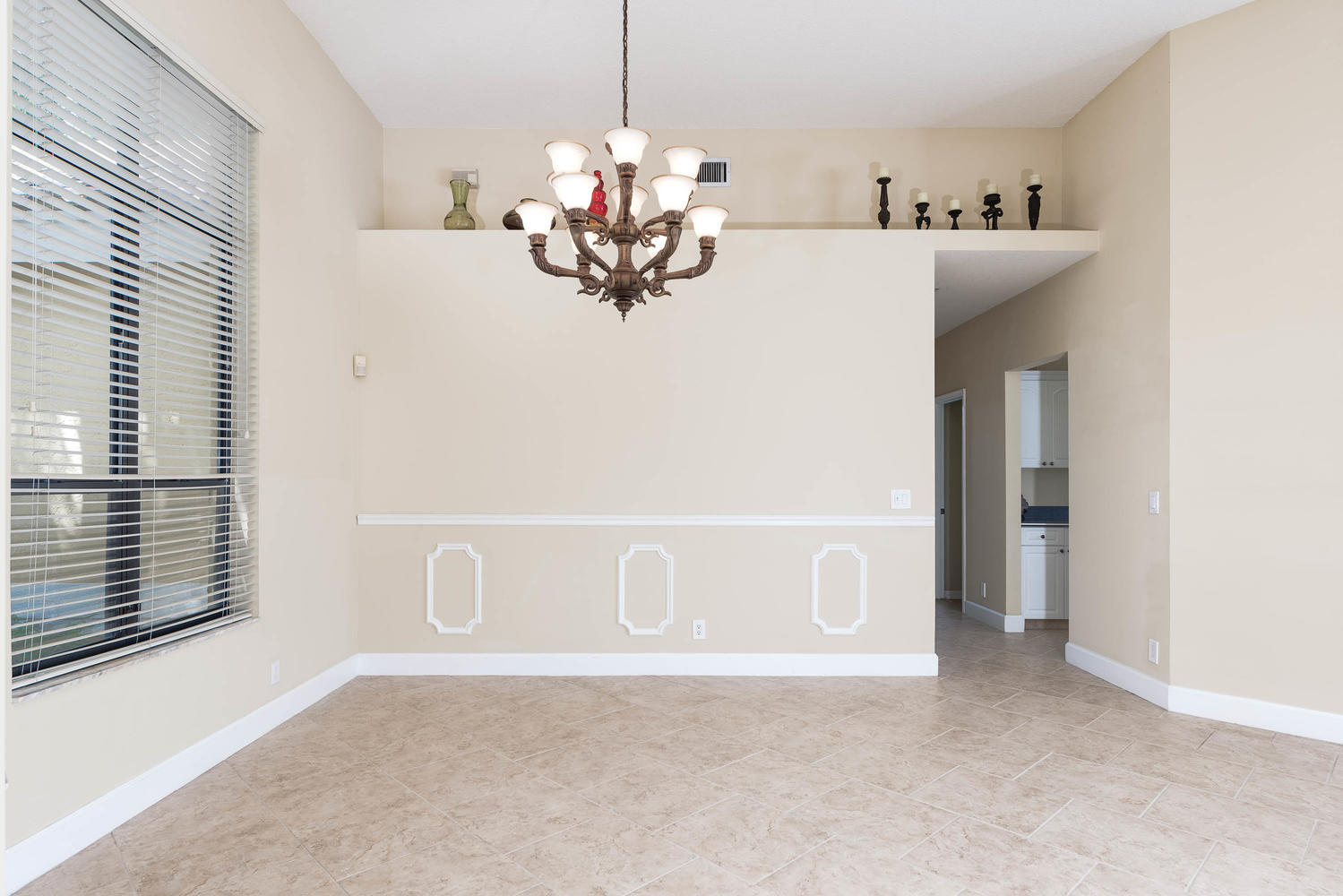 22295 Holcomb Place Boca Raton, FL 33428 - Photo 5 of 38 Formal Dining