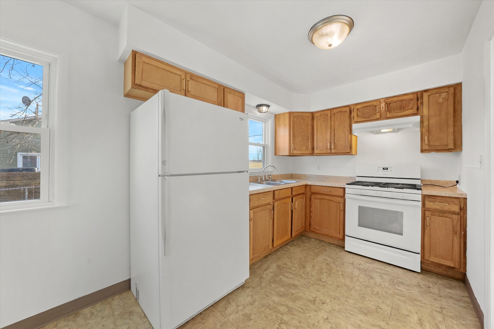 5628 West Monee Manhattan Road Monee, IL 60449 - Photo 12 of 37 a kitchen with cabinets stainless steel appliances and a counter space