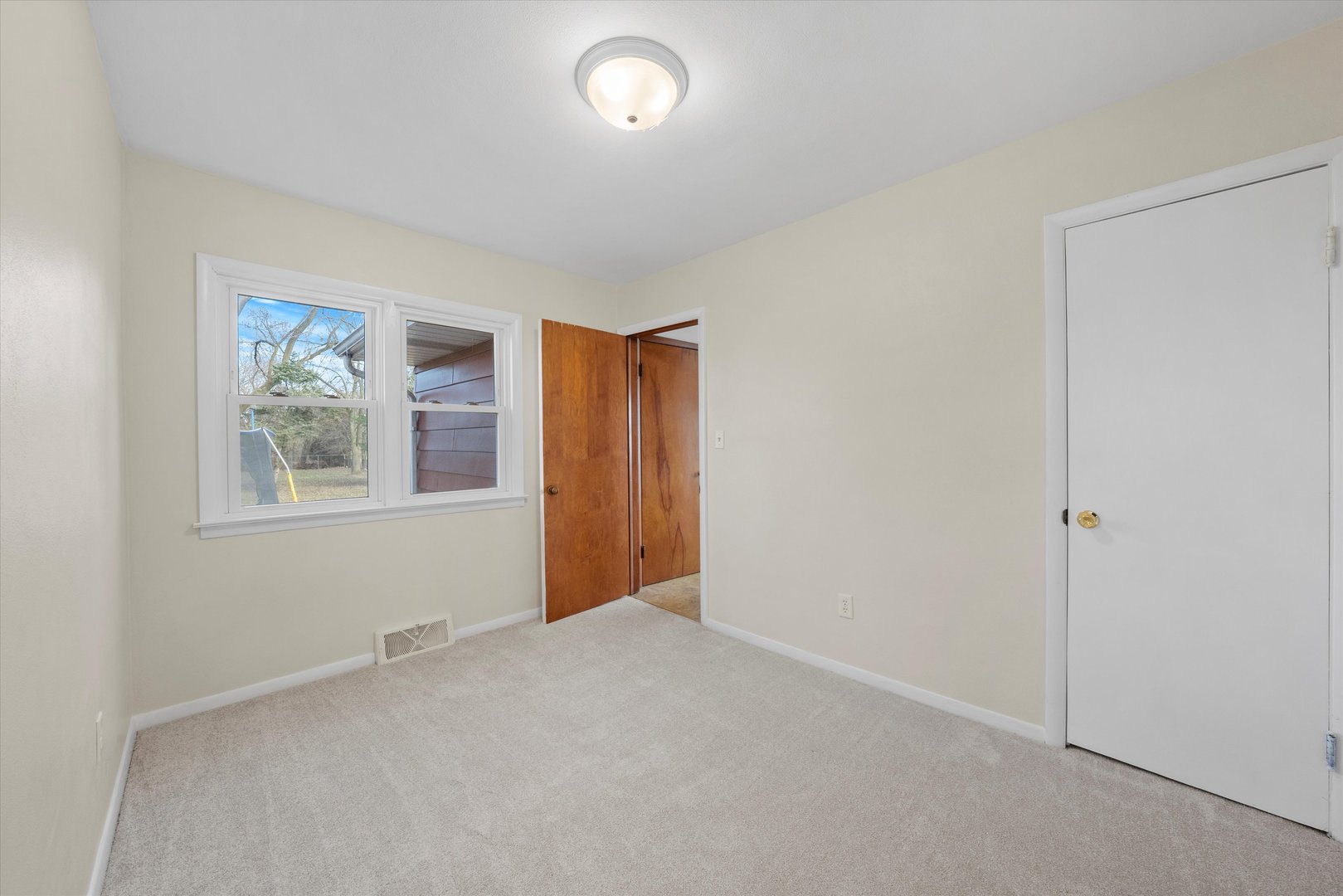5628 West Monee Manhattan Road Monee, IL 60449 - Photo 15 of 37 an empty room with windows and closet