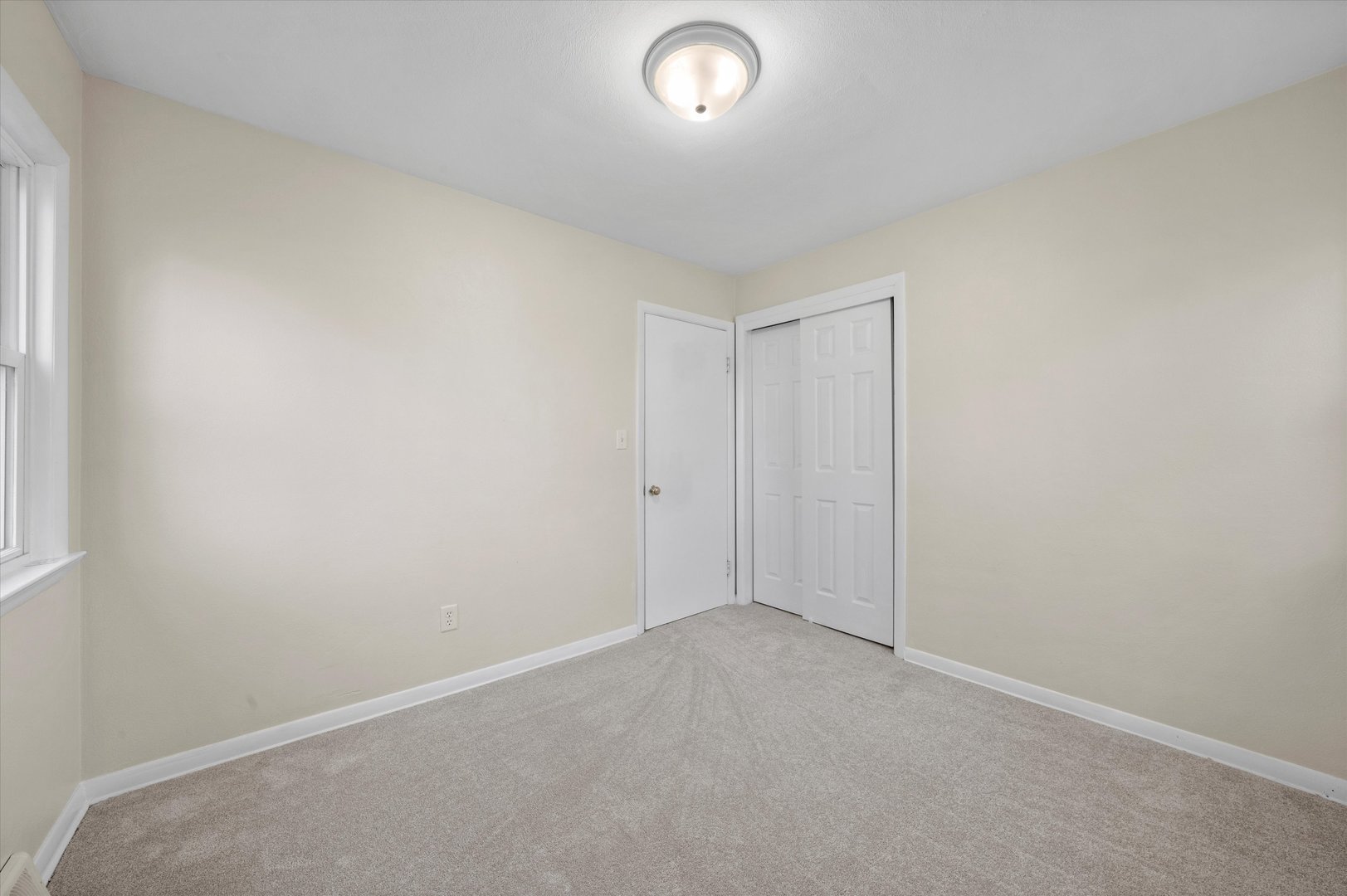 5628 West Monee Manhattan Road Monee, IL 60449 - Photo 19 of 37 an empty room with a empty space and window