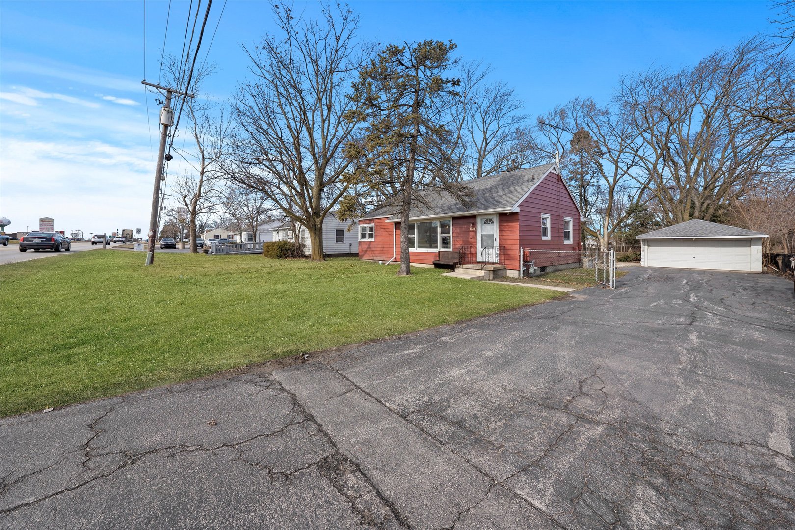 5628 West Monee Manhattan Road Monee, IL 60449 - Photo 29 of 37 a house with huge green field in front of it