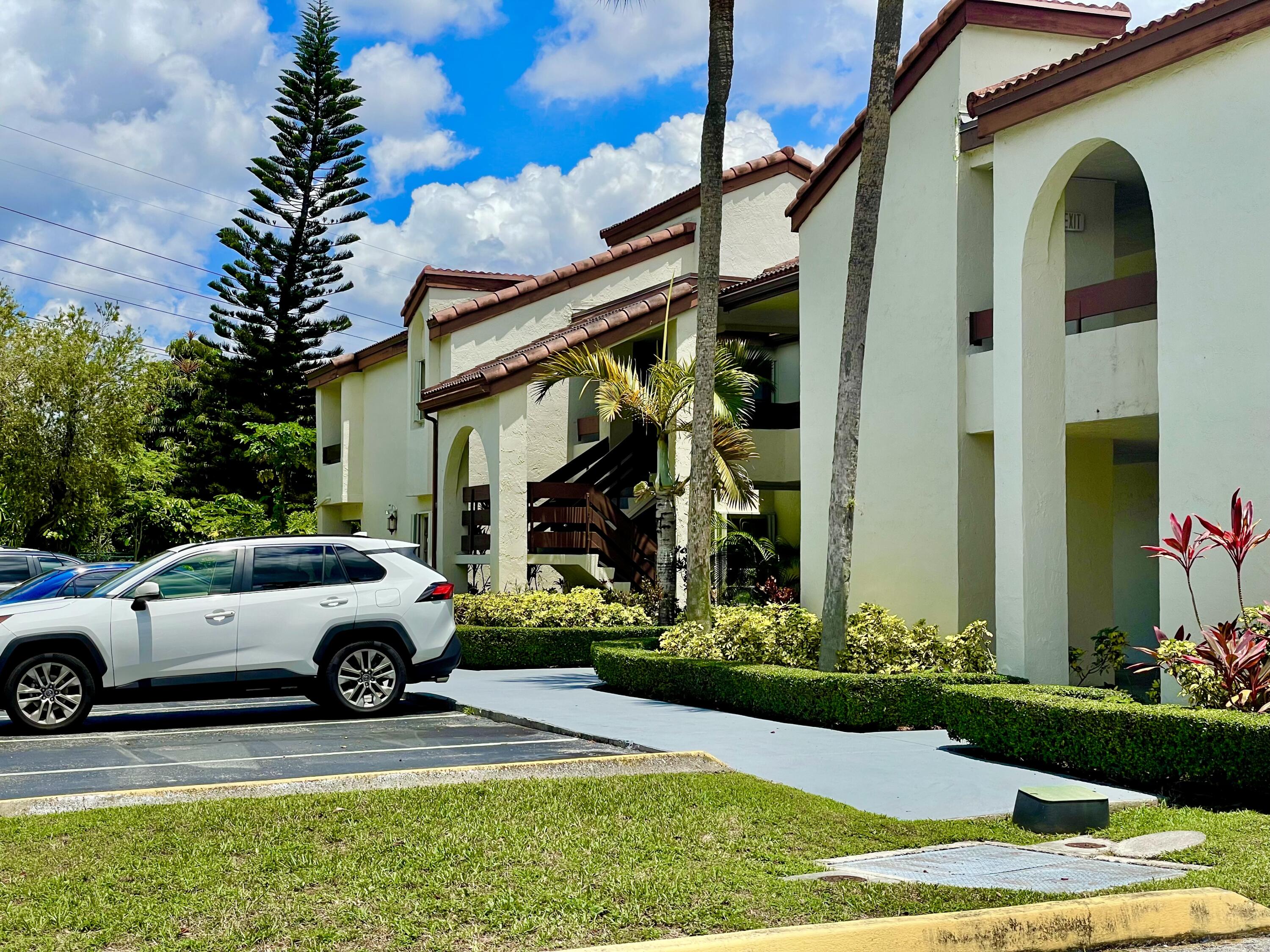 9060 Southwest 125th Avenue, Unit C204 Miami, FL 33186 - Photo 2 of 24 entrance