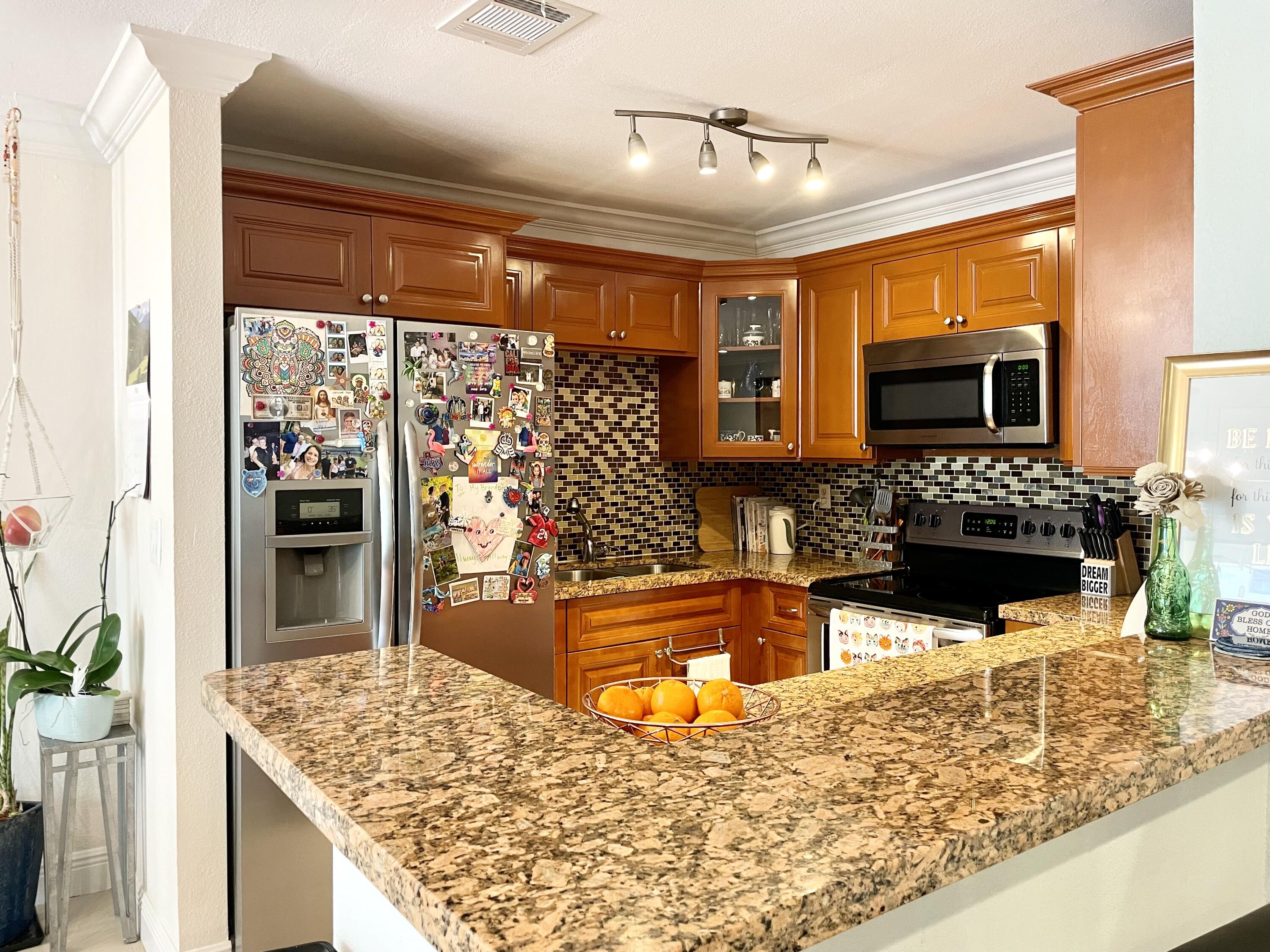 9060 Southwest 125th Avenue, Unit C204 Miami, FL 33186 - Photo 3 of 24 kitchen
