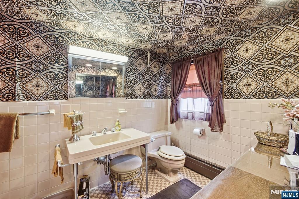 1111 Cumbermeade Road Fort Lee, NJ 07024 - Photo 25 of 30 Gallery Image 25