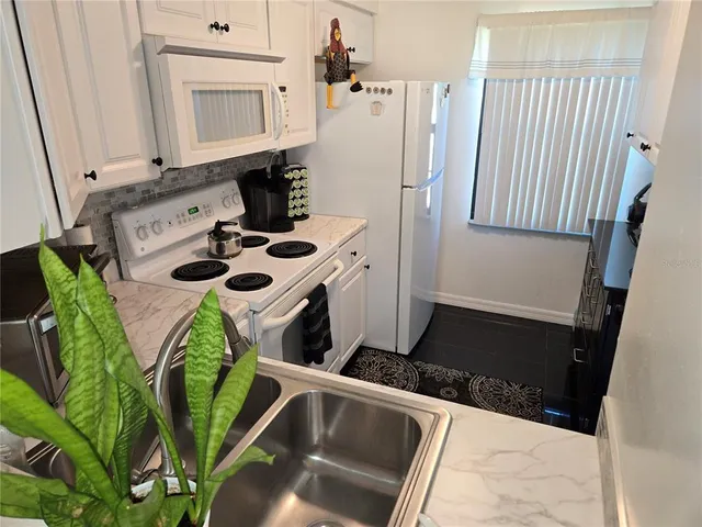 $149,900 | 4638 Lake Boulevard, Unit E, Clearwater, FL 33762