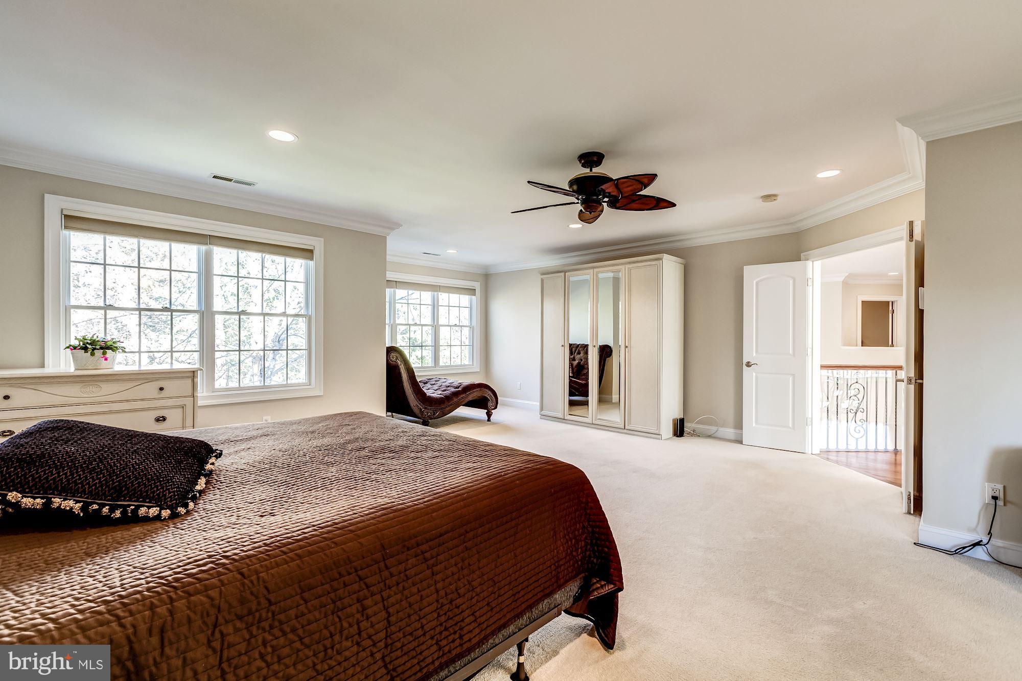 6658 Tennyson Drive McLean, VA 22101 - Photo 21 of 48 MBR has armoire and dresser that can convey