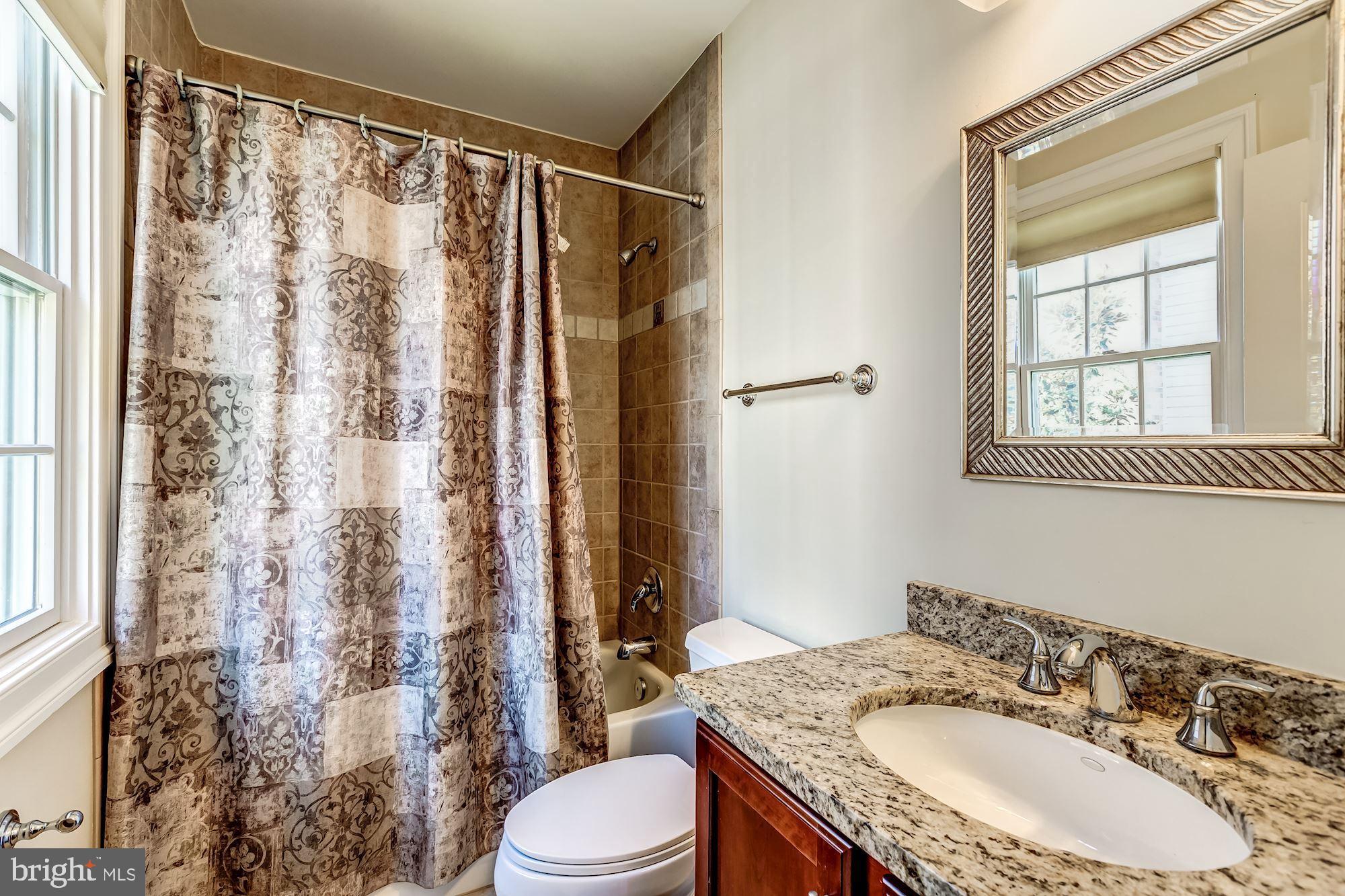 6658 Tennyson Drive McLean, VA 22101 - Photo 28 of 48 Bath upper 1