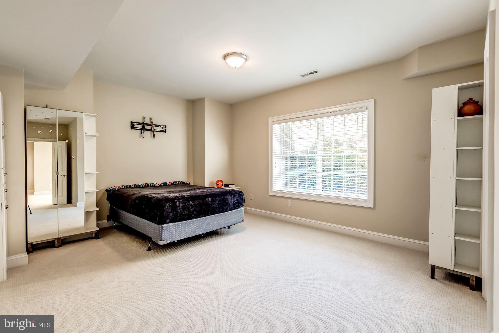 6658 Tennyson Drive McLean, VA 22101 - Photo 38 of 48 LL au pair ensuite