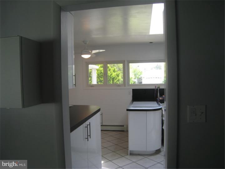 29 Red Berry Road Levittown, PA 19056 - Photo 9 of 25 Kitchen