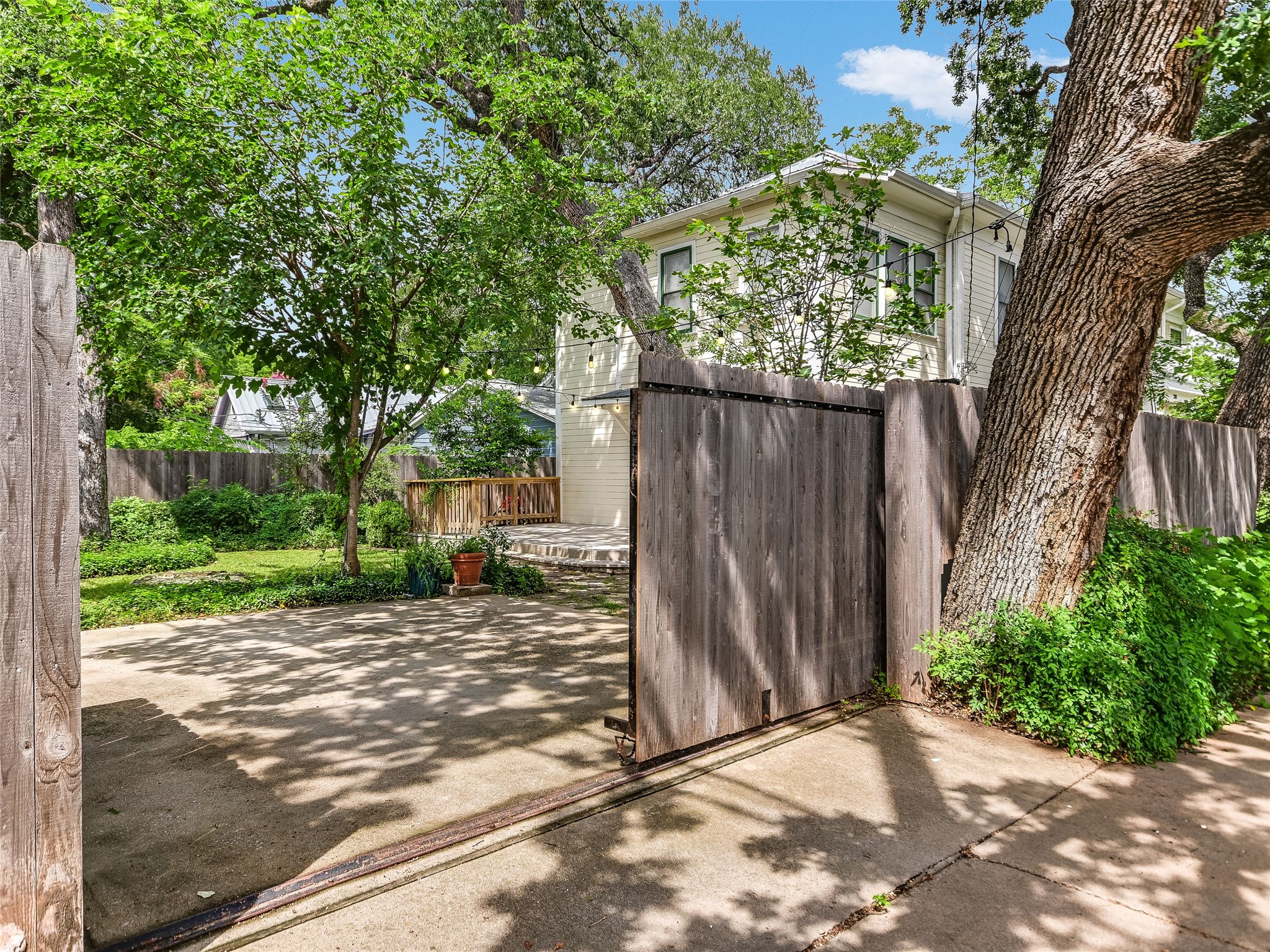 200 West 40th Street Austin, TX 78751 - Photo 25 of 40