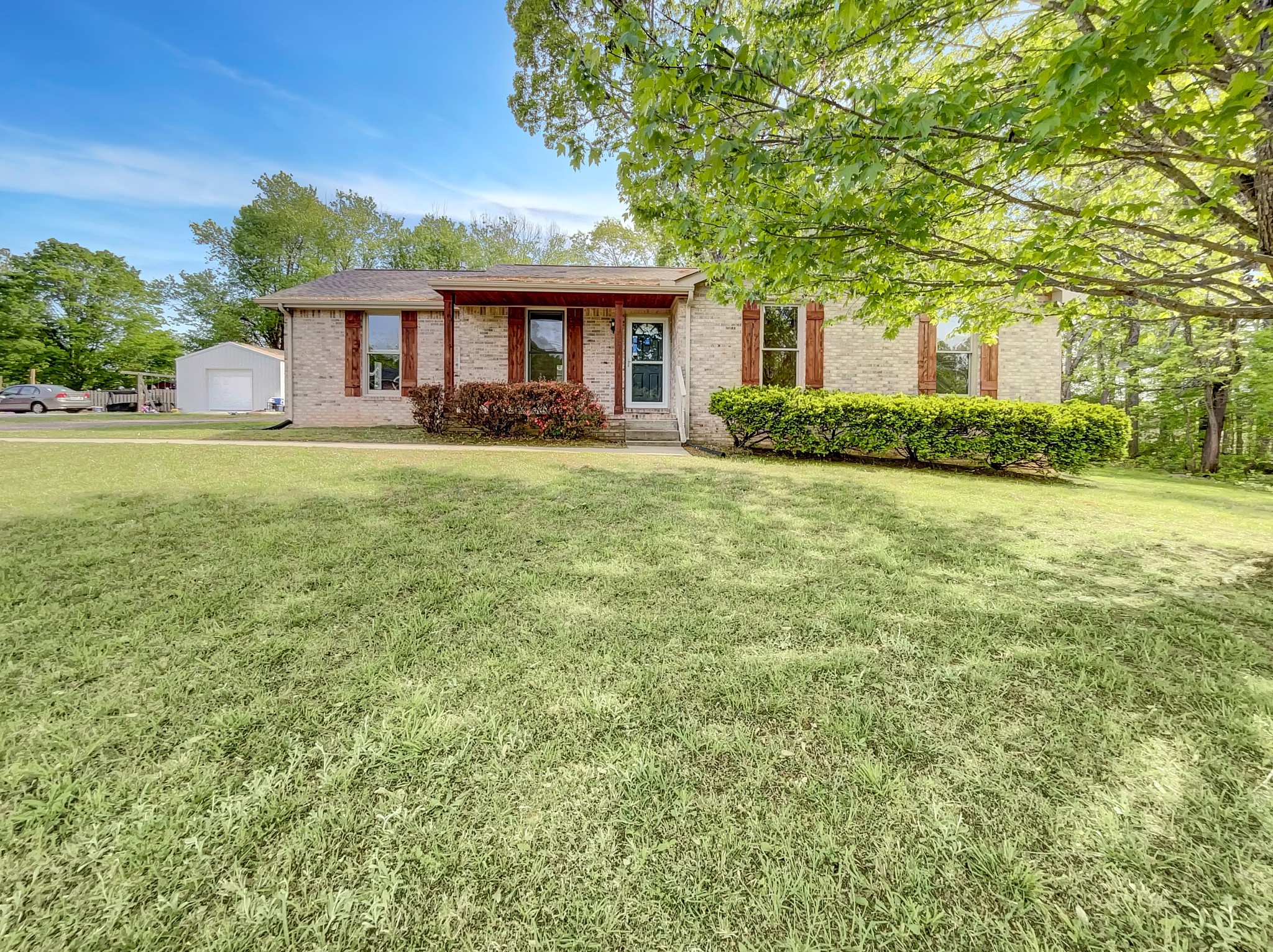 2912 Walnut Grove Road Springfield, TN 37172 - Photo 1 of 16 Gallery Image 1