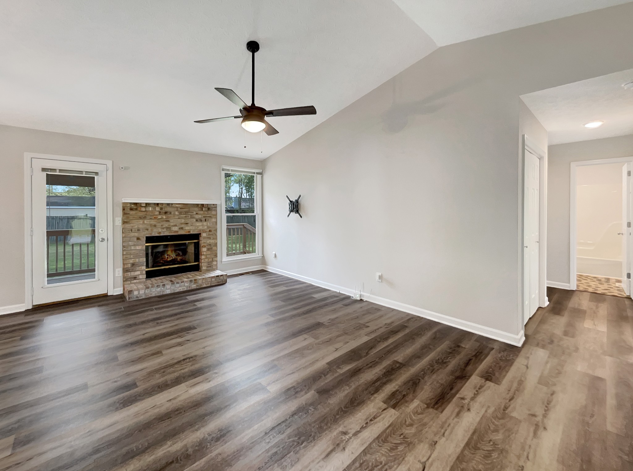 2912 Walnut Grove Road Springfield, TN 37172 - Photo 3 of 16 Gallery Image 3