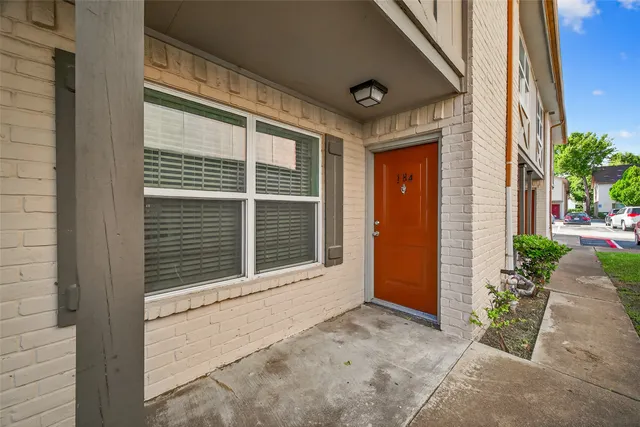 $155,000 | 1701 Upland Drive, Unit 184, Houston, TX 77043