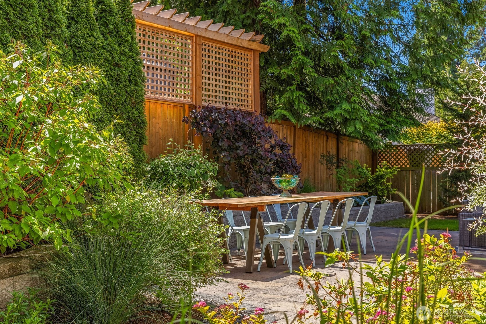 627 Southwest 185th Street Normandy Park, WA 98166 - Photo 7 of 38