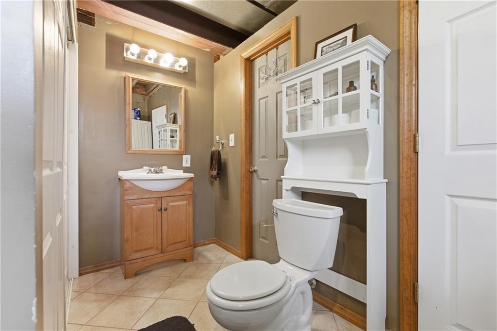 72 4th Street Irwin, PA 15642 - Photo 24 of 34