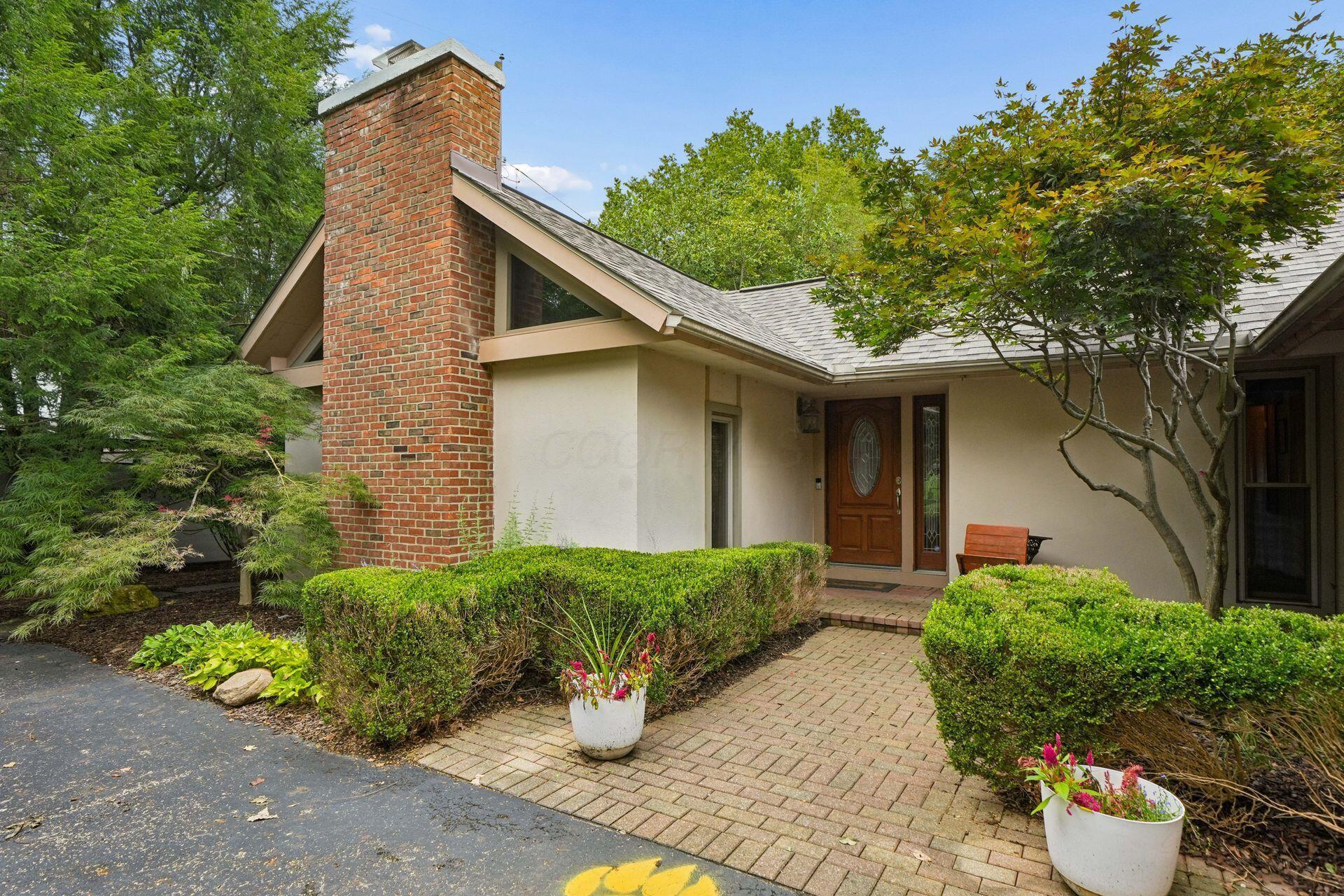 2756 Lear Road Upper Arlington, OH 43220 - Photo 2 of 58 Welcome to 2756 Lear Road