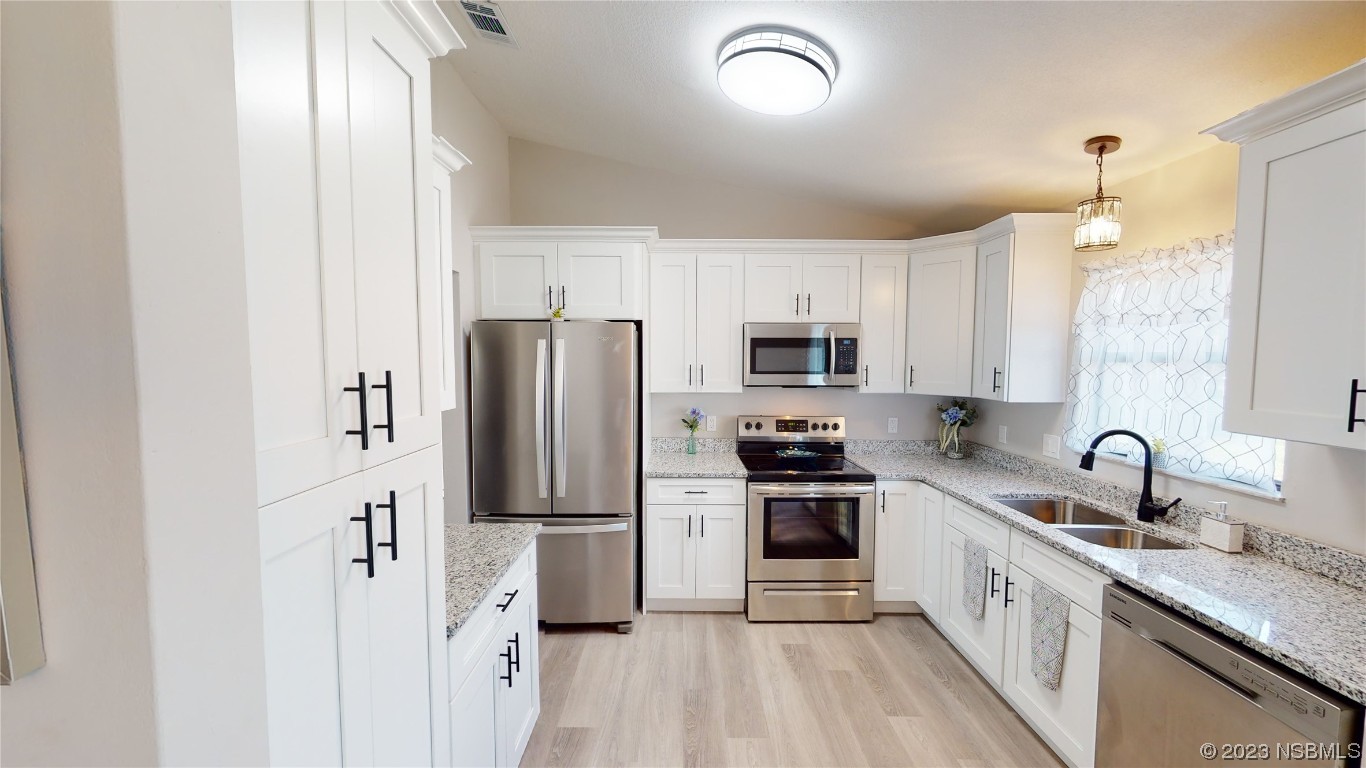 3116 Unity Tree Drive Edgewater, FL 32141 - Photo 8 of 35 Gallery Image 8