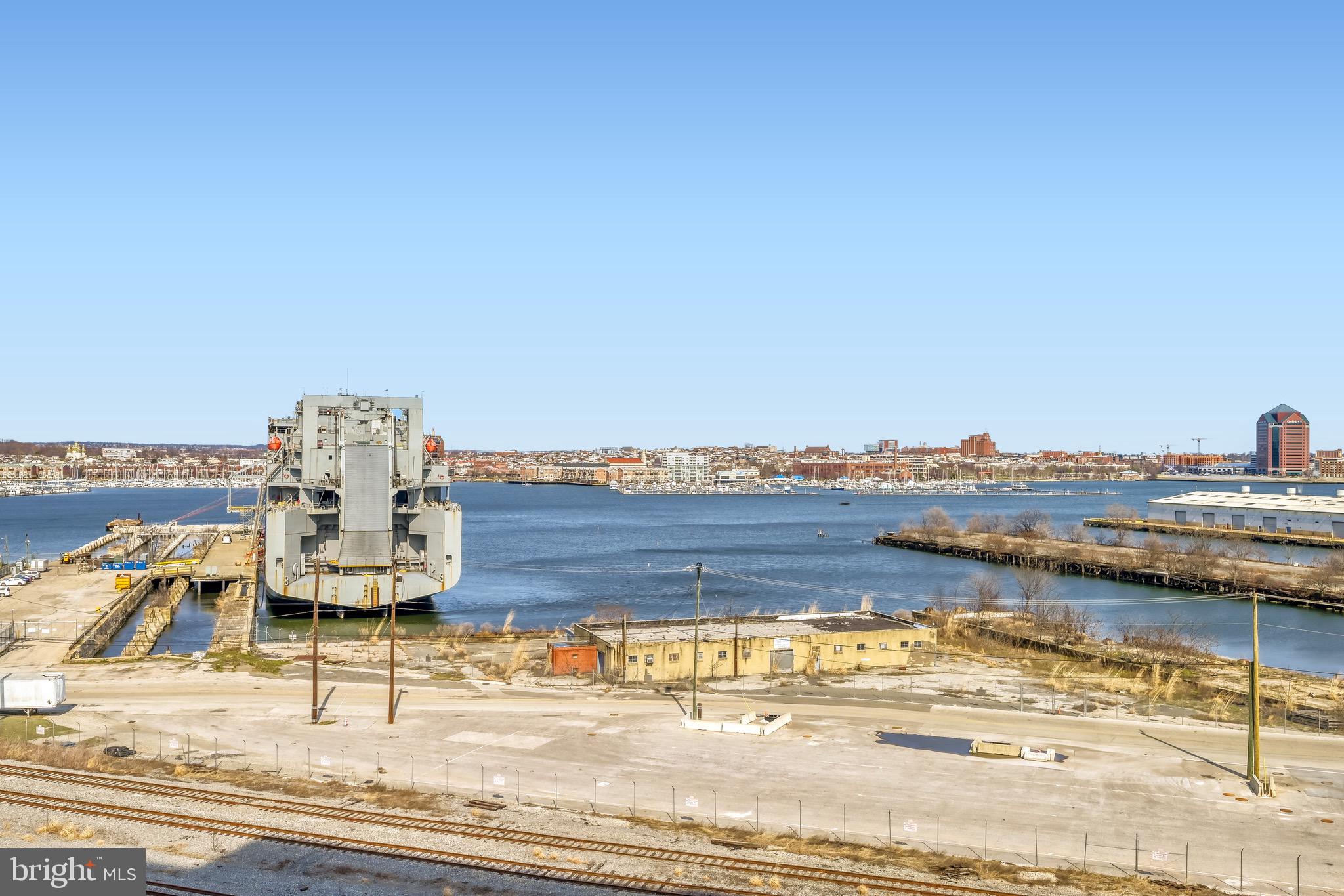 1200 Steuart Street, Unit 713 Baltimore, MD 21230 - Photo 29 of 43 a view of a water and a mountain view