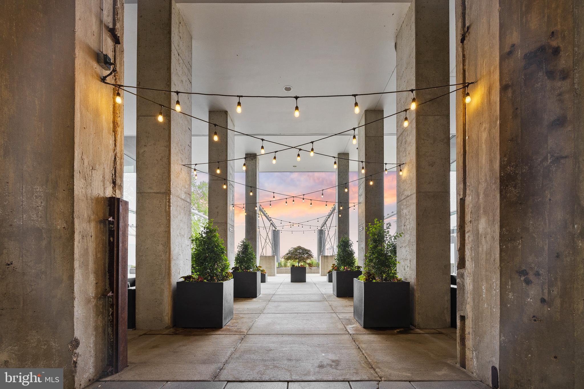 1200 Steuart Street, Unit 713 Baltimore, MD 21230 - Photo 6 of 15 a view of a outdoor space