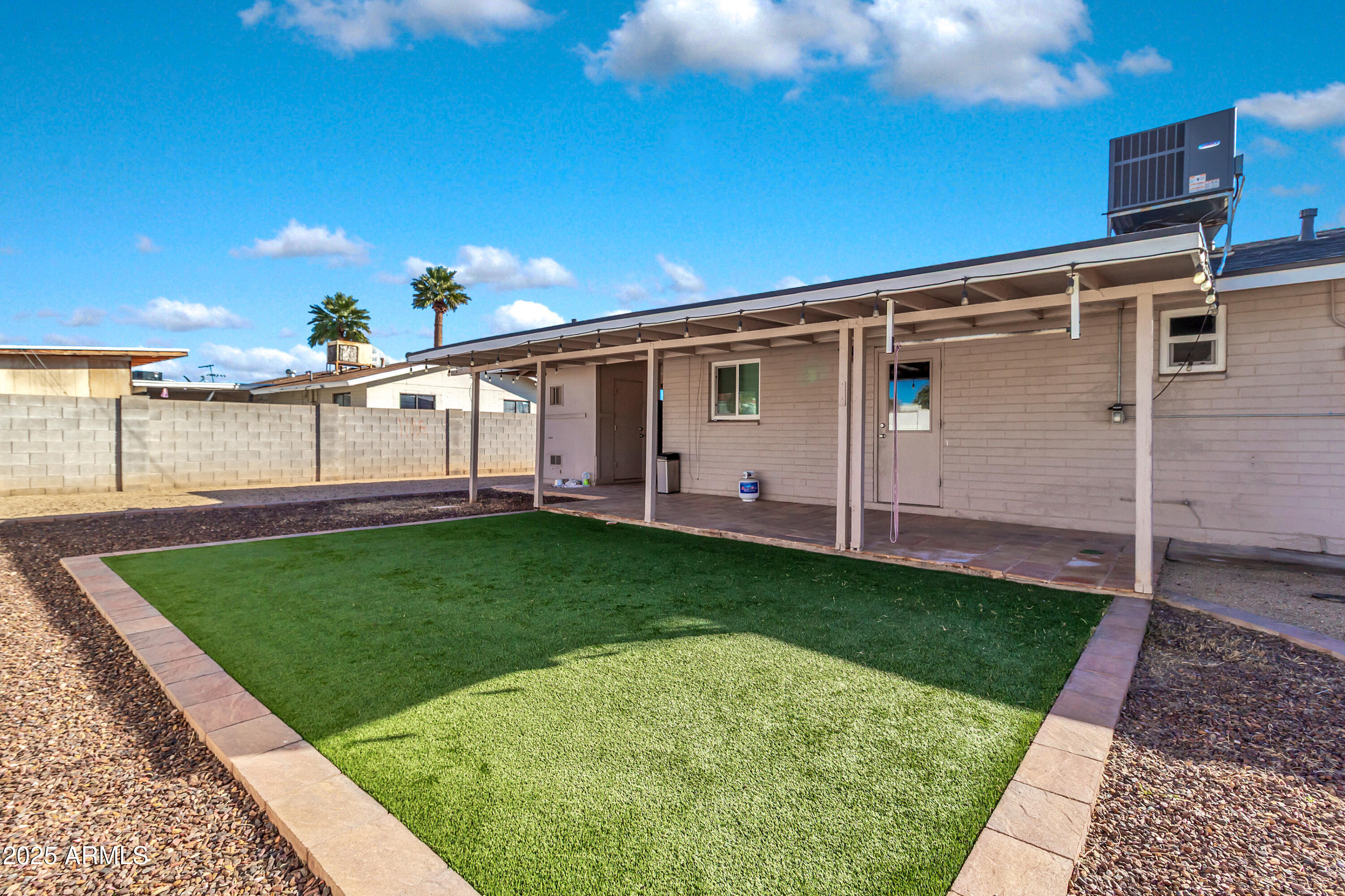 2050 East 10th Street Tempe, AZ 85281 - Photo 23 of 29 2050 E 10th St-25