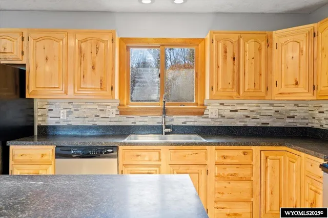 $395,000 | 31 Valley Drive, Casper, WY 82604