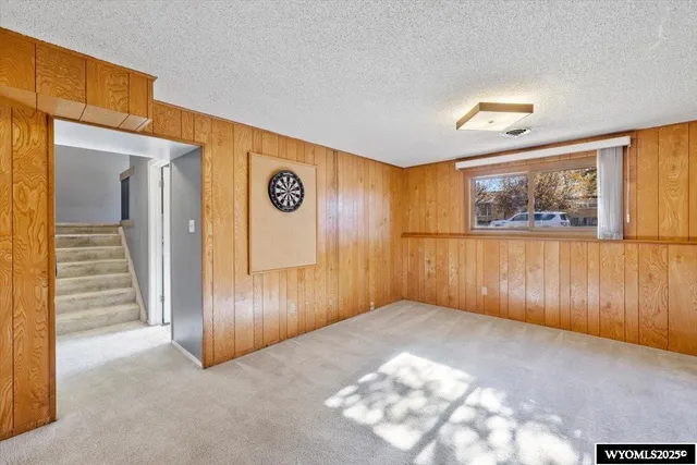 $395,000 | 31 Valley Drive, Casper, WY 82604