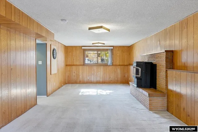 $395,000 | 31 Valley Drive, Casper, WY 82604