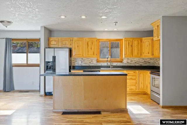 $395,000 | 31 Valley Drive, Casper, WY 82604