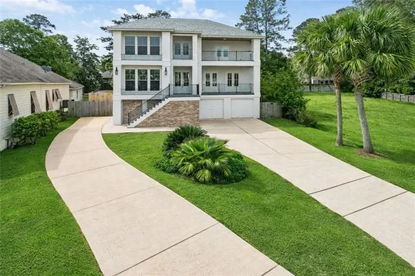 $779,000 | 378 Marina Boulevard, Mandeville, LA 70471