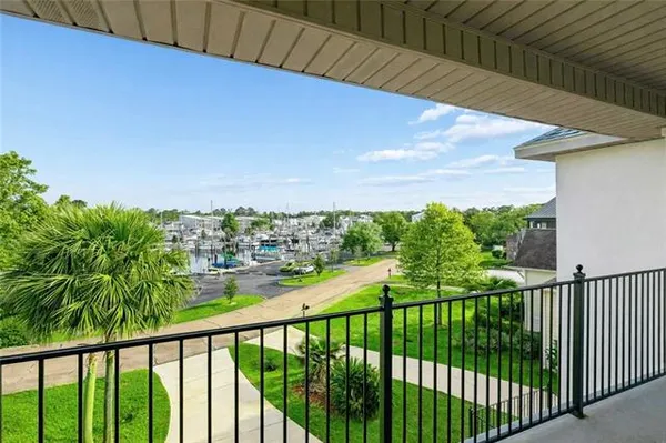 $779,000 | 378 Marina Boulevard, Mandeville, LA 70471
