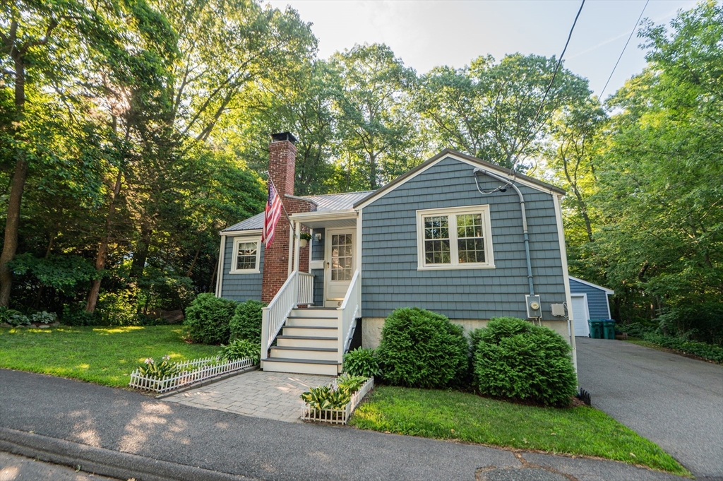 53 Bulfinch Road Lynn, MA 01902 - Photo 2 of 42